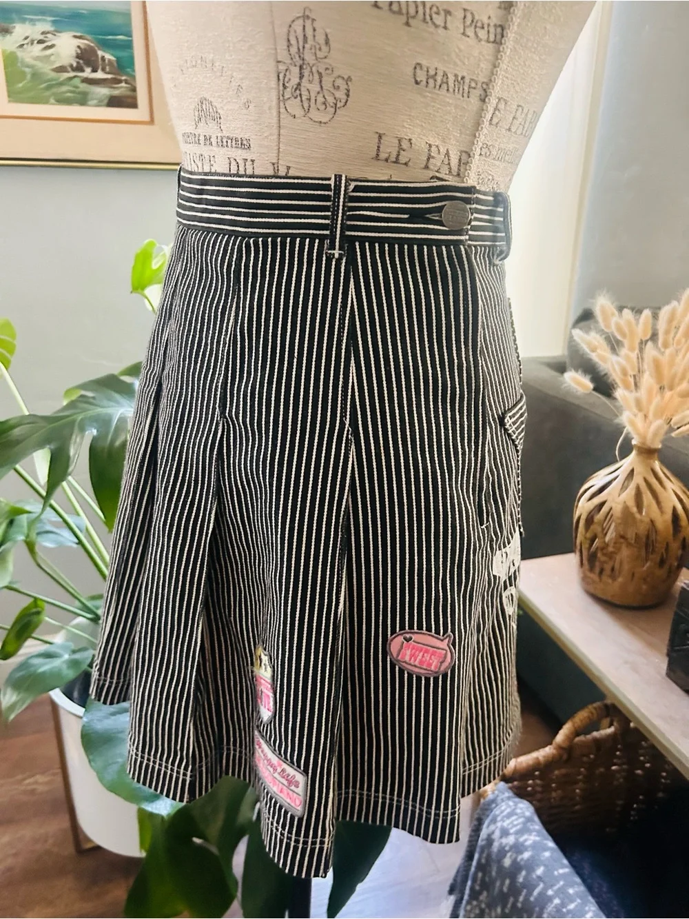Mezzo Piano vintage black and white pinstriped pleated mini skirt - Picture 5 of 13